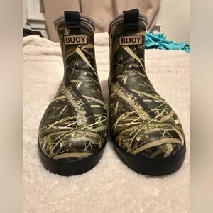 Camo Buoy boots